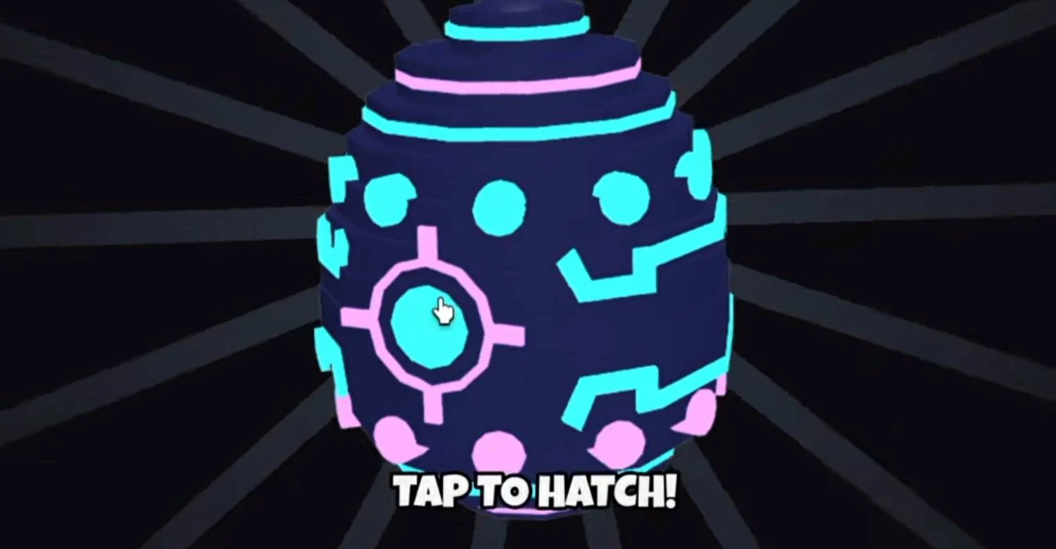Colossus Egg in Grow a Chicken Fighter with the in-game Tap to Hatch prompt